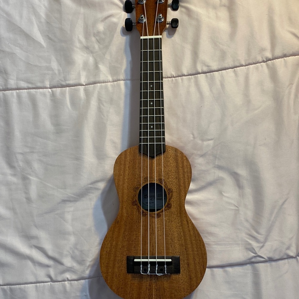 Strong Wind Soprano Ukulele,Mahogany 21 Inch Hawaiian Adult